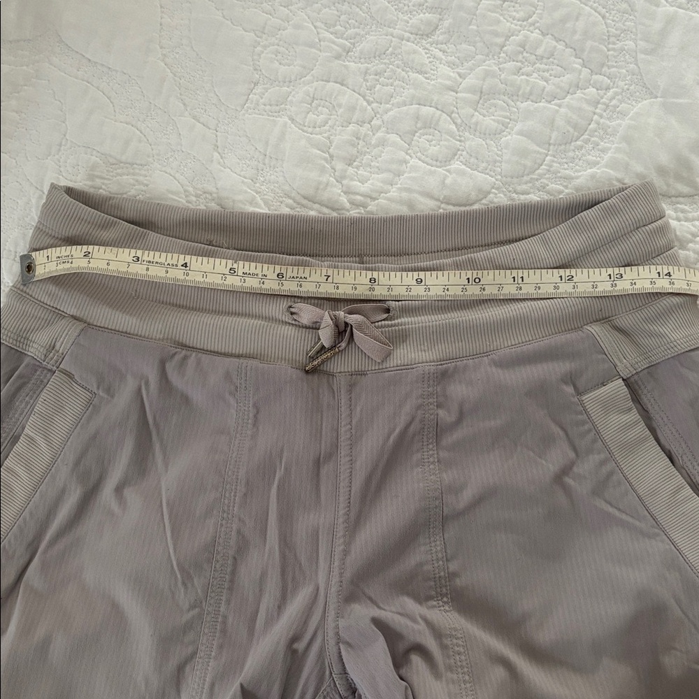 Lululemon Dance Studio Capri Cropped Light Gray Pants Size 4 - Picture 9 of 10